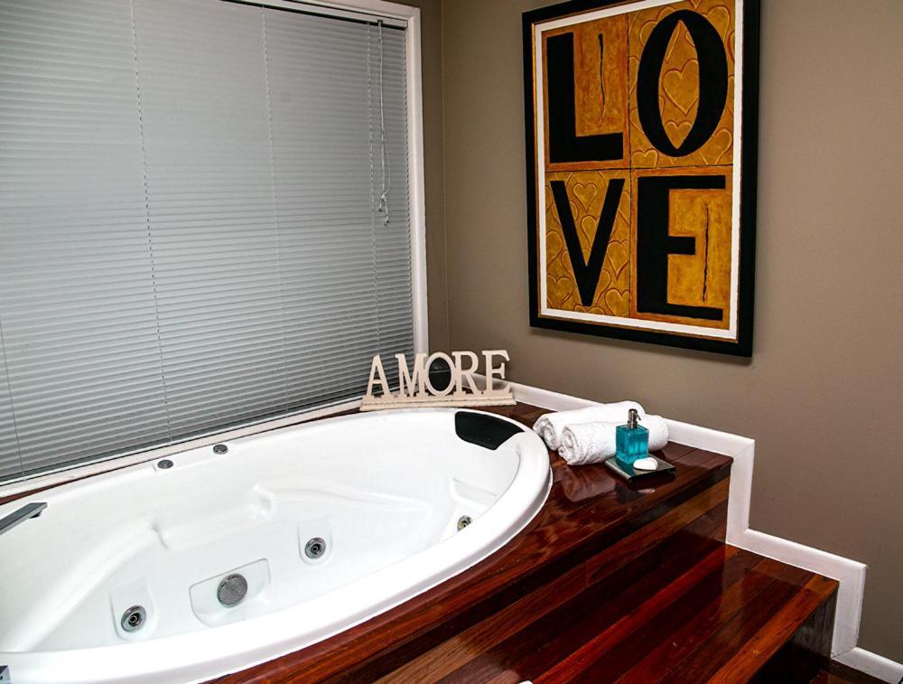 Amore On Buderim Rainforest Cabins Sunshine Coast Kültér fotó