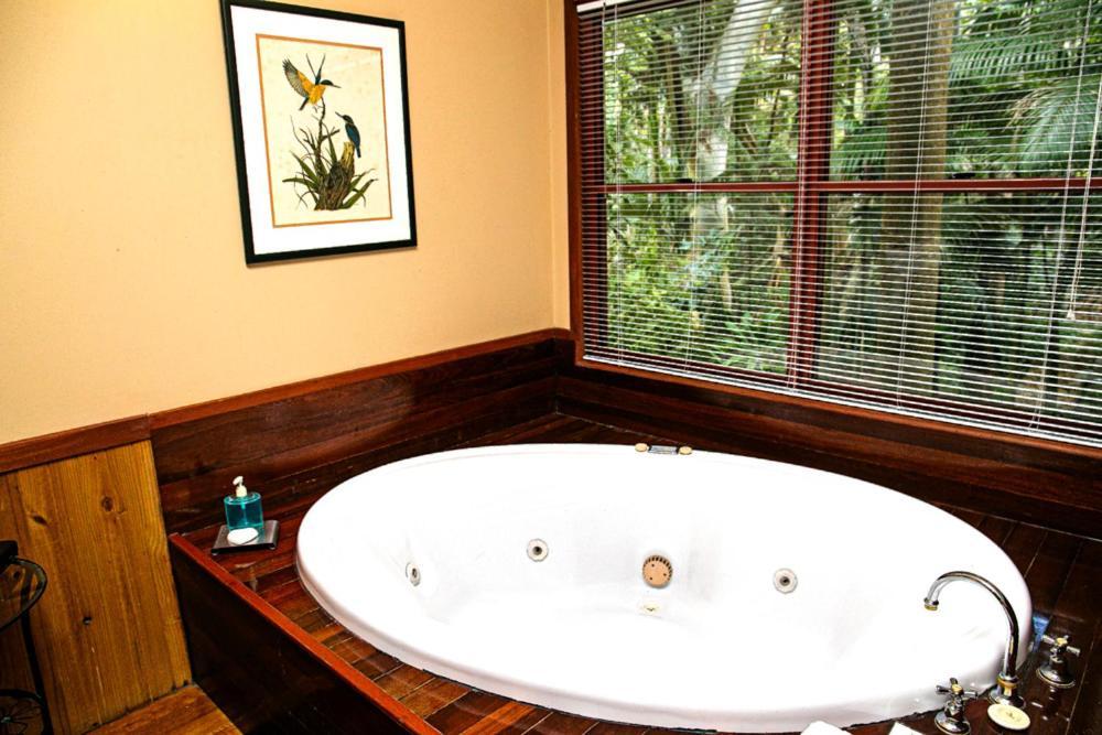 Amore On Buderim Rainforest Cabins Sunshine Coast Kültér fotó